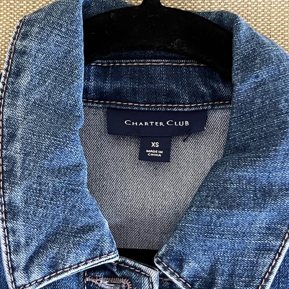 NWT Charter Club Denim Jacket Jean Jacket Classic Denim XS - Picture 3 of 5